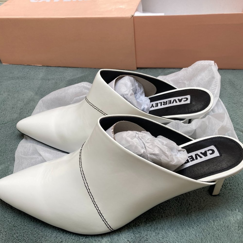 Caverley White Mules - 9 1/2 (Eur 40)